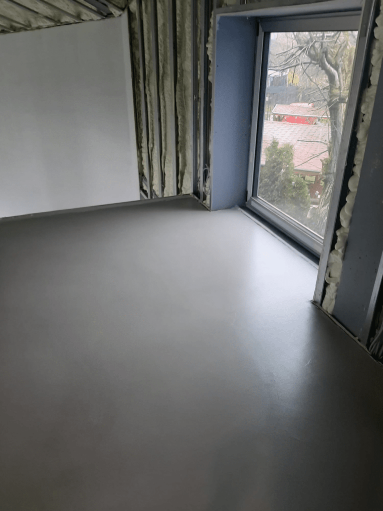 Pardoseala microciment living